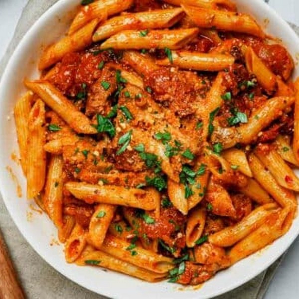 Tangy Red Chicken Pasta